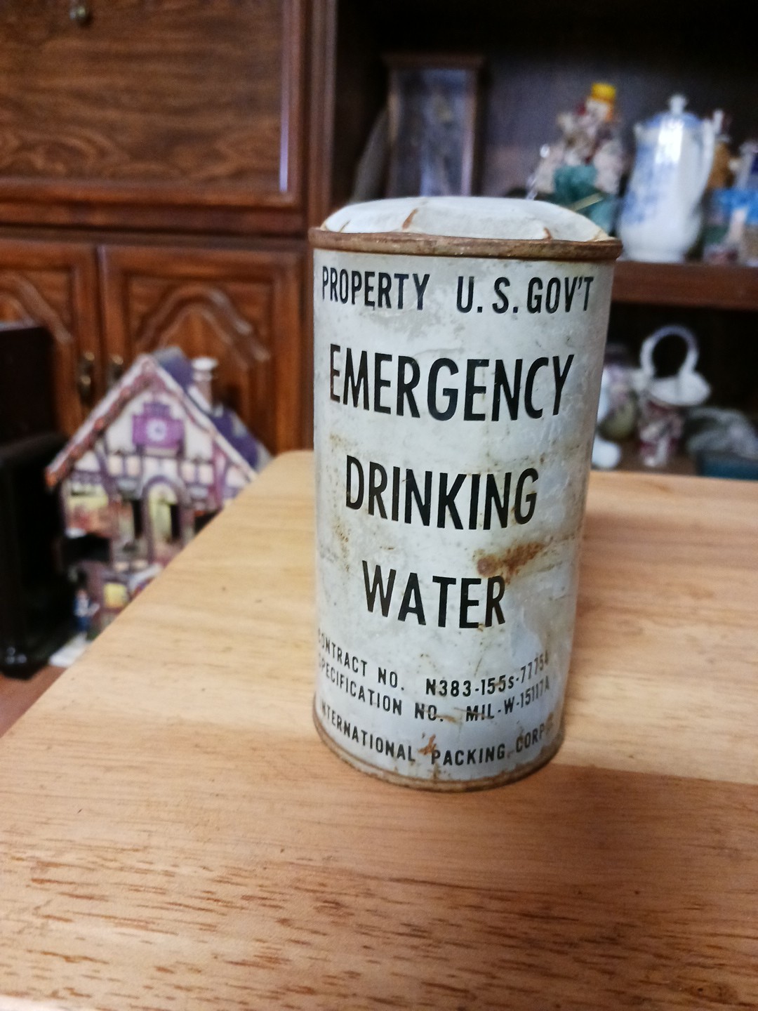 VINTAGE PROPERTY OF US GOVT CANNED Military DRINKING WATER COLD WAR ERA