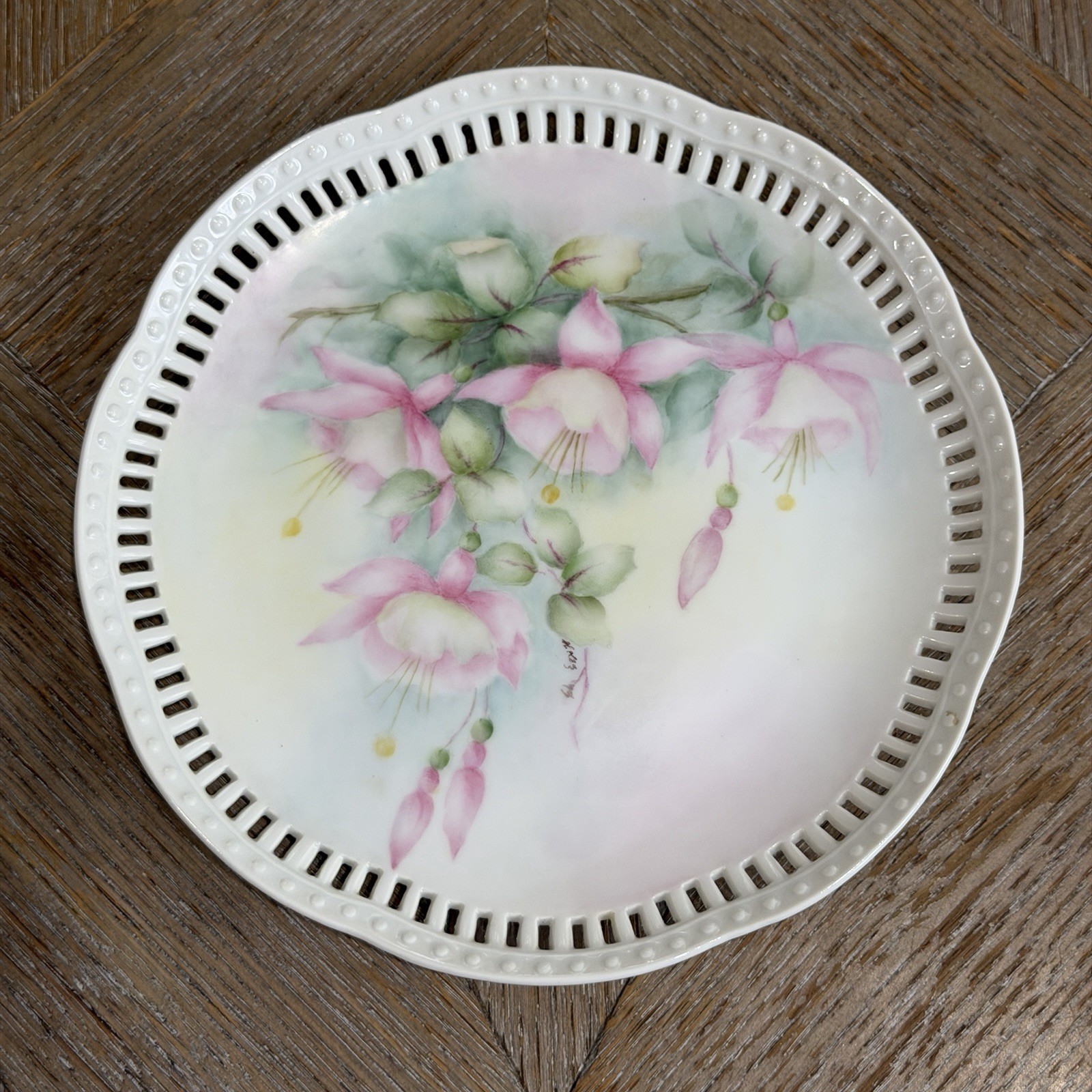 Hand Painted Reticulated Porcelain Plate Floral Fuchsia Design 8-1/2\