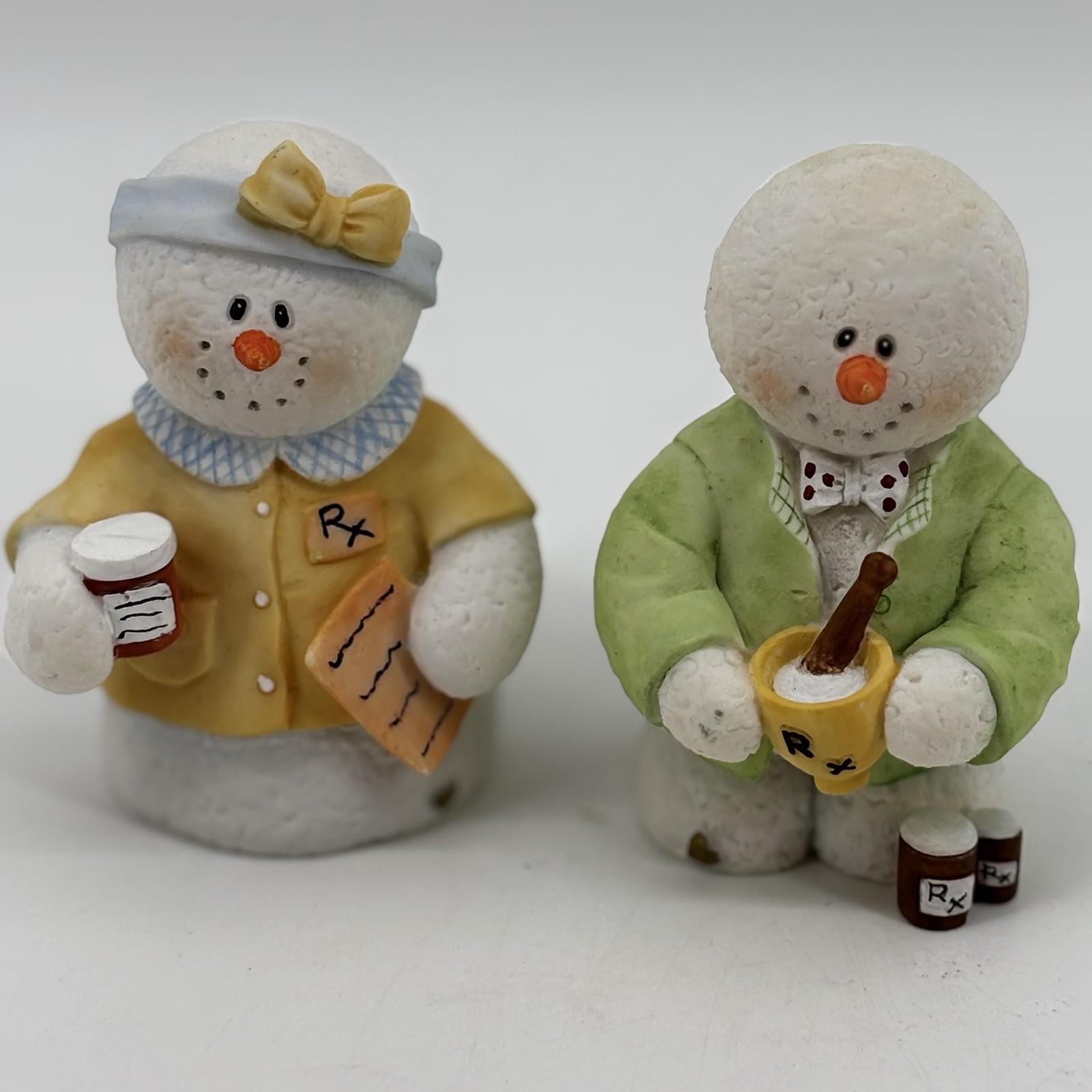 Lot 2 Sarah\'s Attic SnoWonders Pharmacist Snowmen RX Mortar Figurine 7529