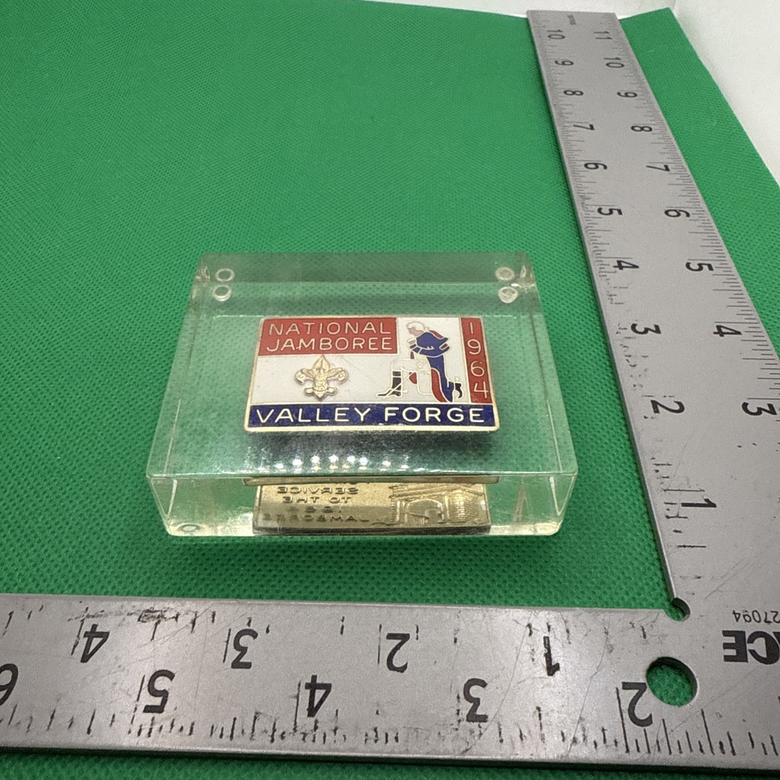 1964 National Boy  Scout Lucite Appreciation Paperweight 7B-1748U
