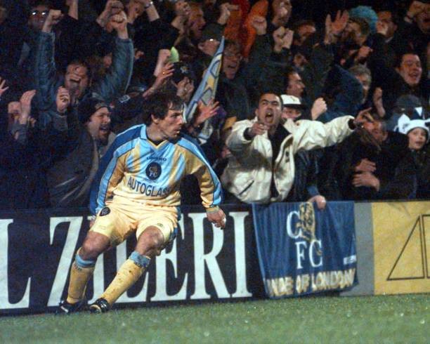 Chelsea\'s Gianfranco Zola celebrates after scoring Chelsea\'s secon- Old Photo