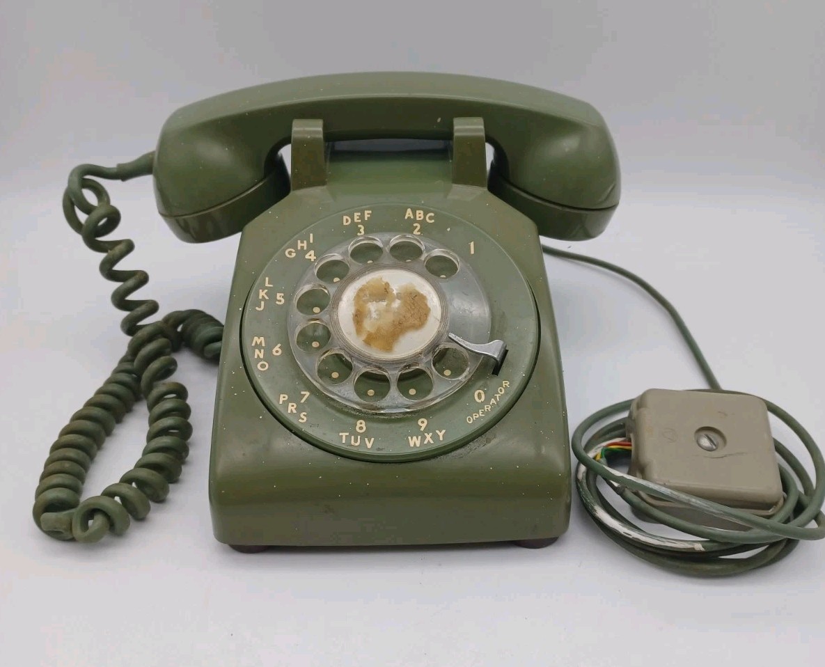 Vintage 1968 Western Electric 500 Bell Systems Green Rotary Desk Phone Untested
