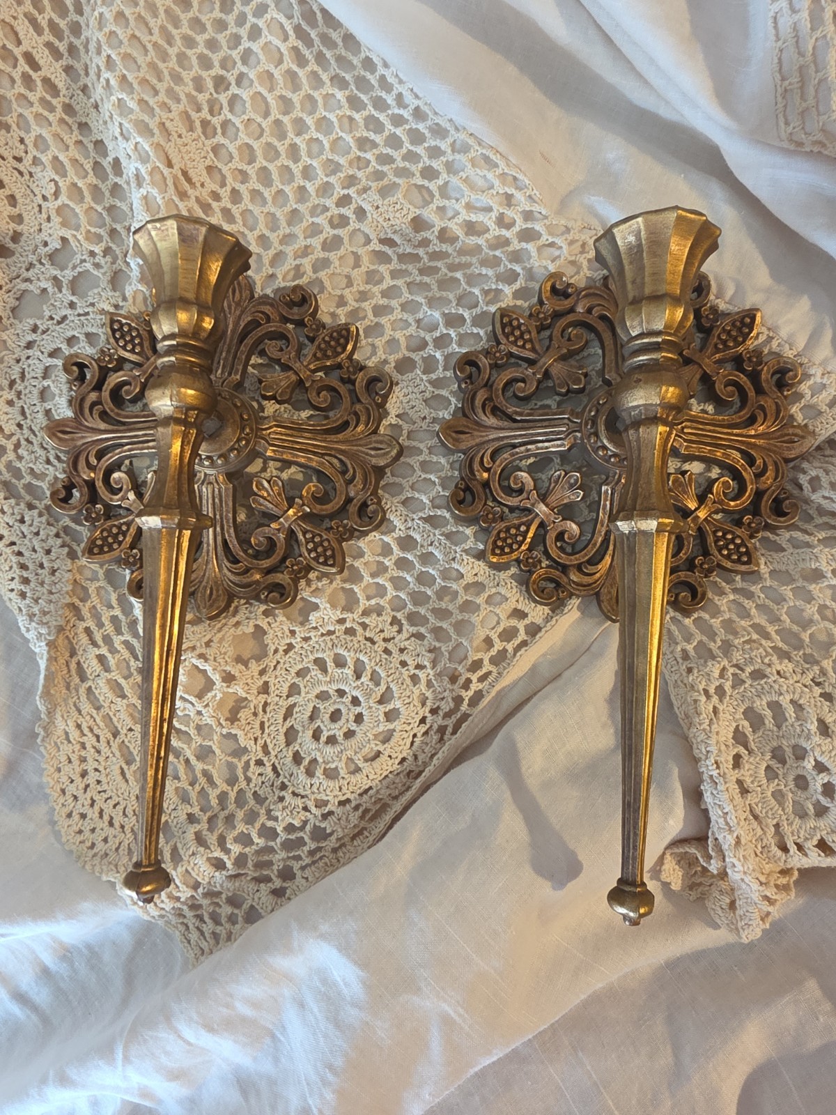 Vintage Pair 1960s Gold Wall Sconce Candle Holders Ornate Syroco #4831 USA 10