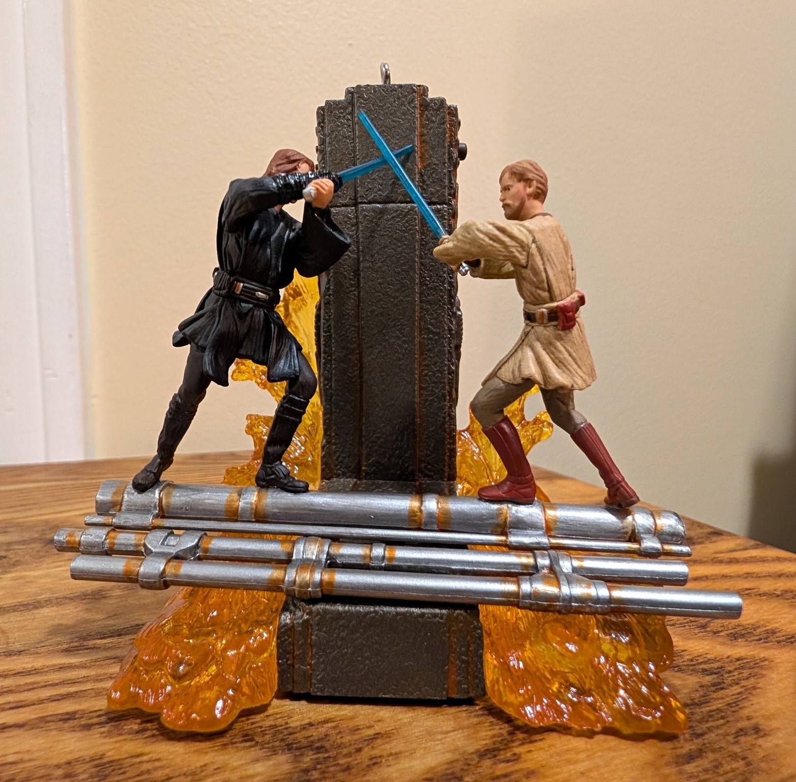 Hallmark Keepsake Star Wars Figurine Anakin Skywalker & Obi-Wan Kenobi 2006