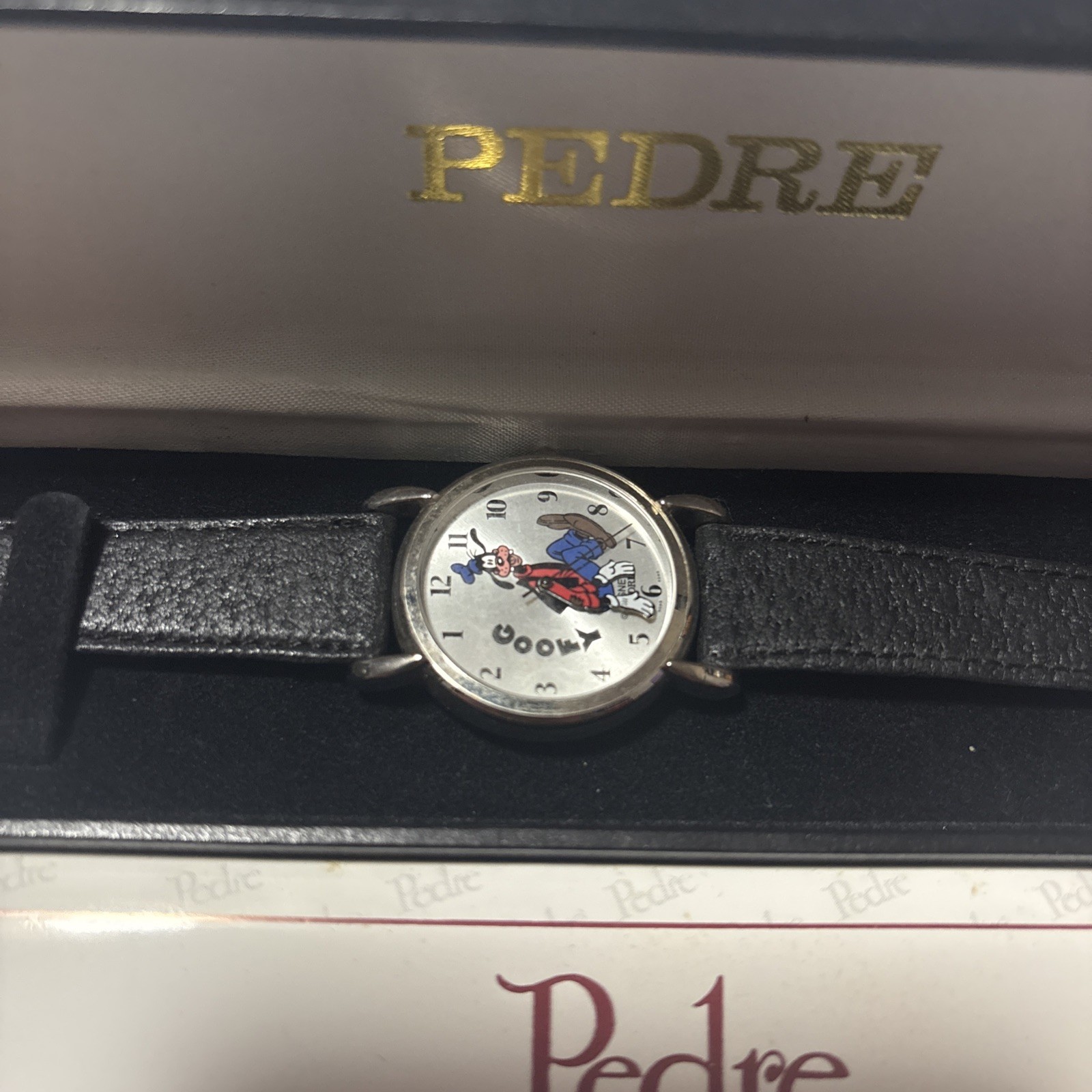 DISNEY GOOFY PEDRE BACKWARDS WATCH NEW In Box Silver Black Band Vintage