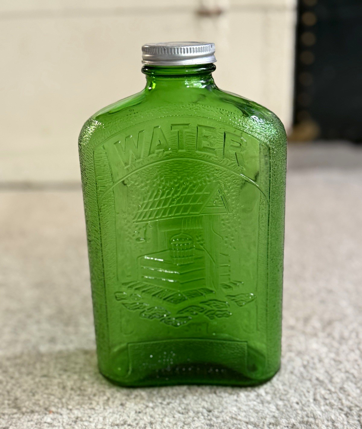 Vintage/antique 1932 Green GLADS Refrigerator Water Bottle by Hemingray Glass Co