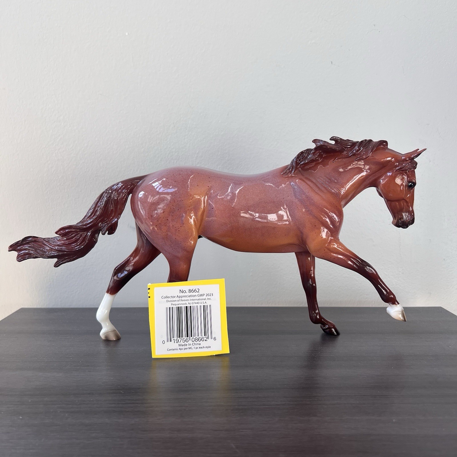 Breyer Glossy CCA Peptoboonsmal #8662 Collector Club Appreciation Dundee Mold