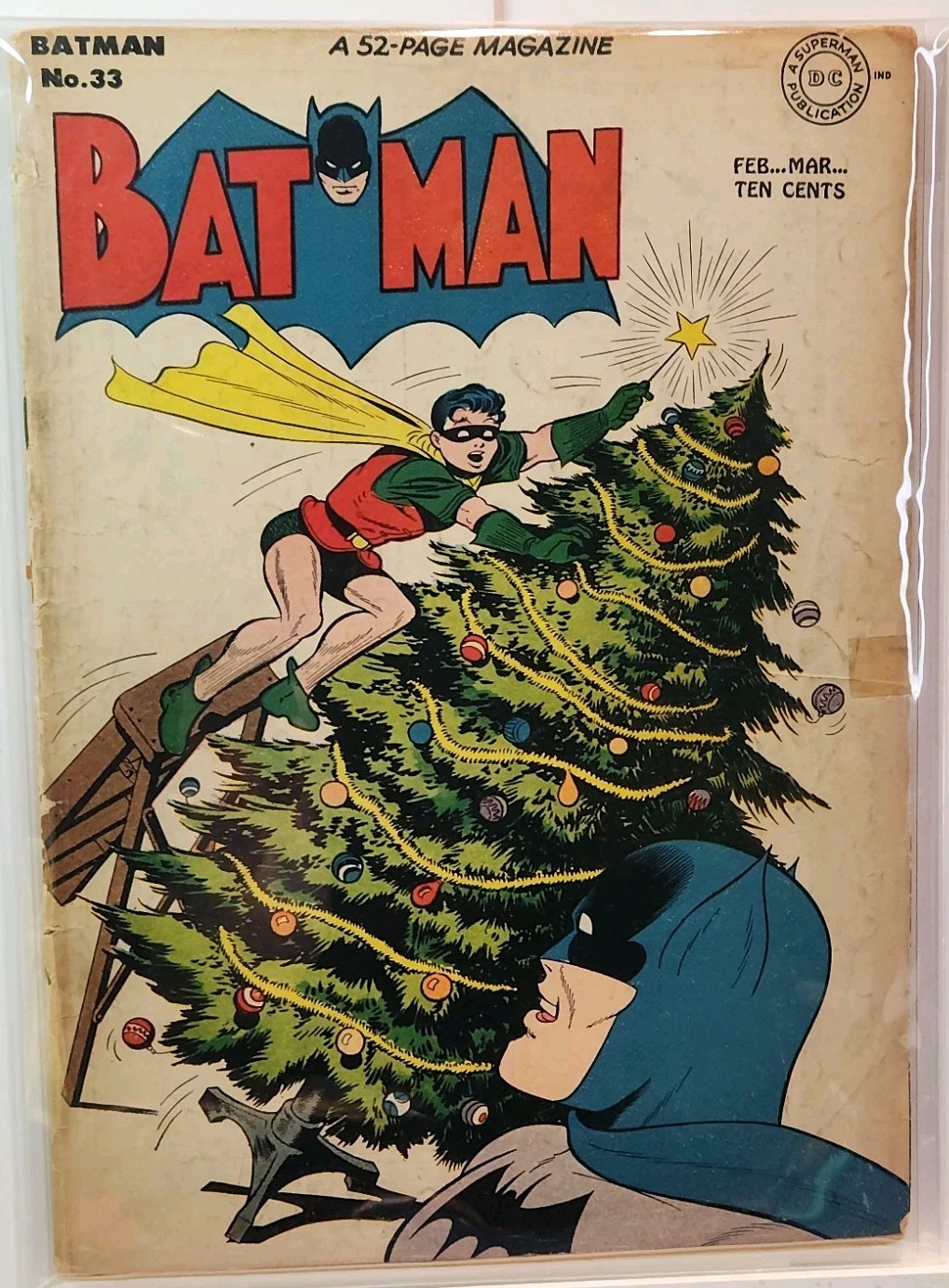 Batman #33 DC Comics 1946 Golden Age Hero Christmas Cover Penguin App