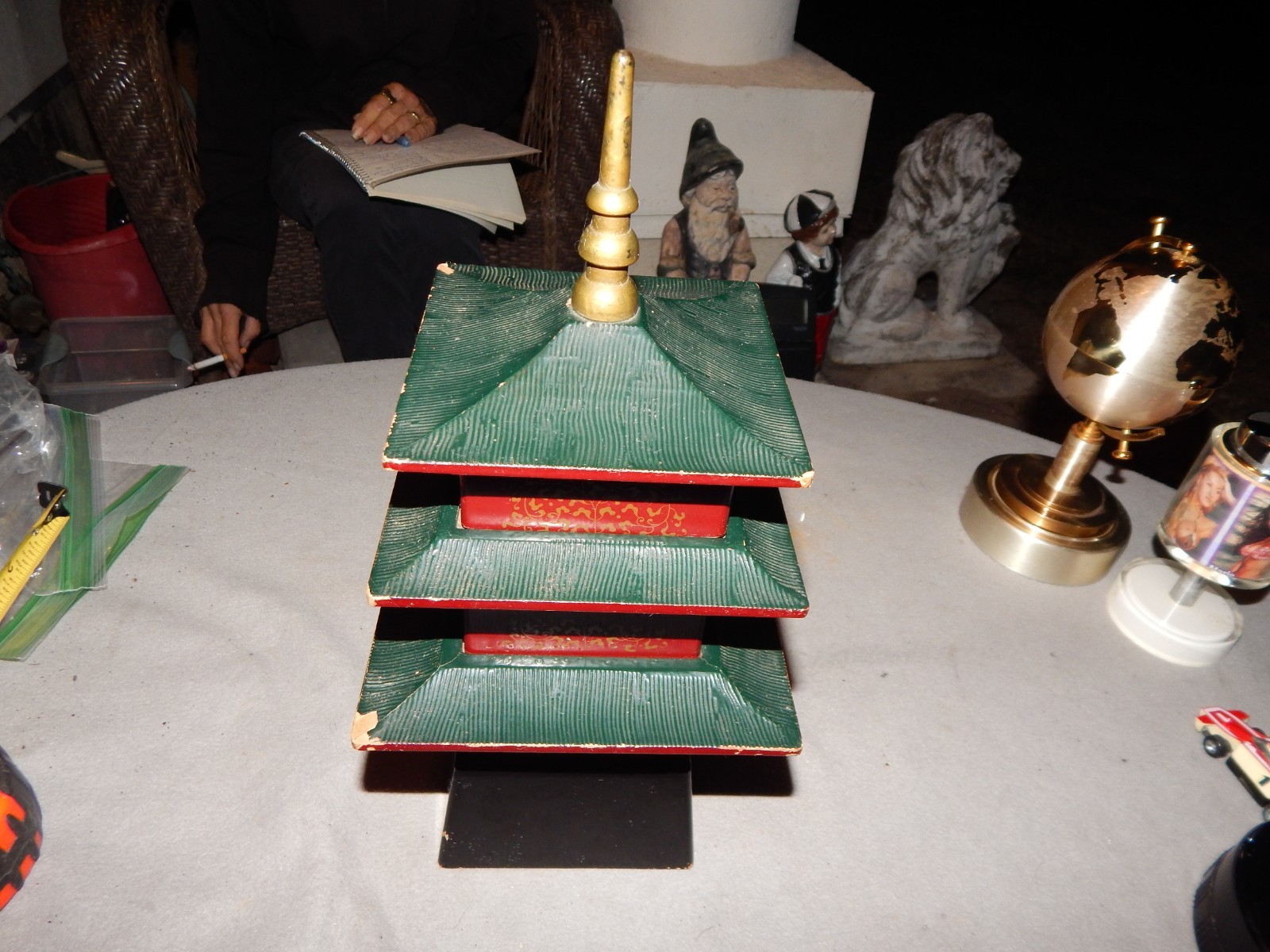 Vintage K/S Wood Chinese Pagoda Musical Cigarette Dispenser Estate Find Vintage K/S Wood Chinese Pagoda Musical Cigarette Dispenser Estate Find