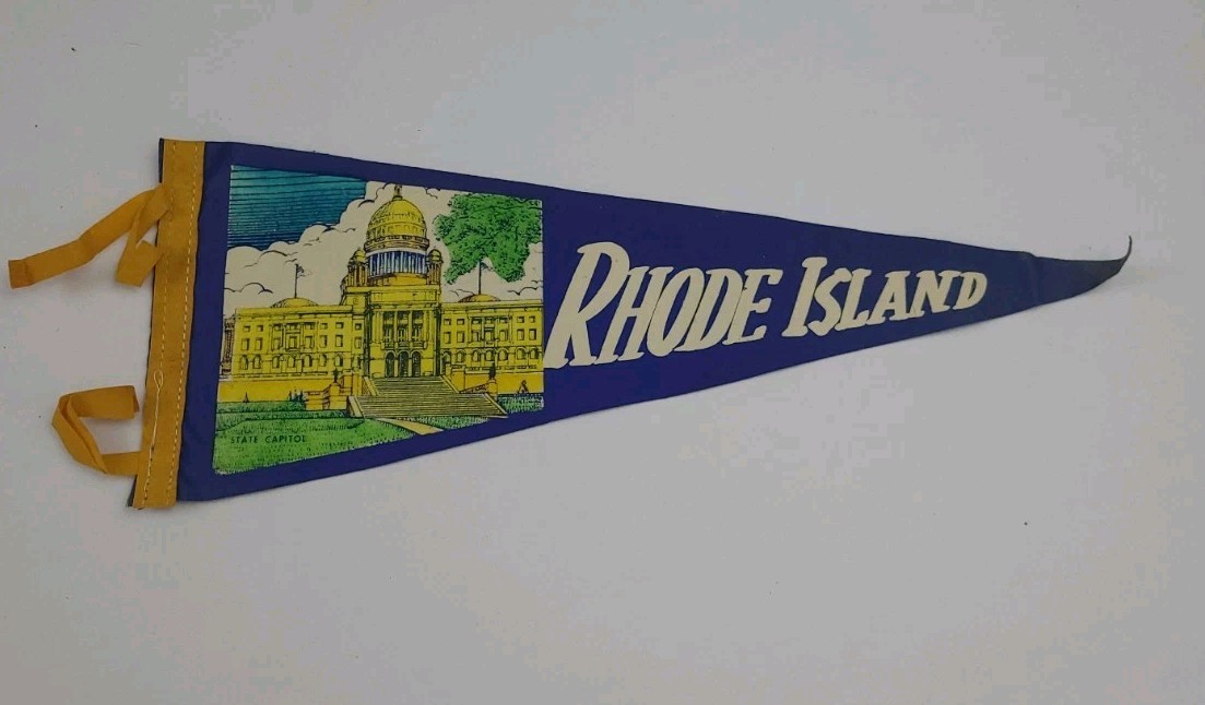 Vintage Rhode Island Capitol Print Pennant Flag Rare Felt 50s 60s USA RI Used