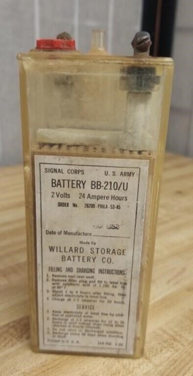 Vintage 1953 Willard Storage Battery BB-210/U 2 Volts U.S. Army Signal Corps 6