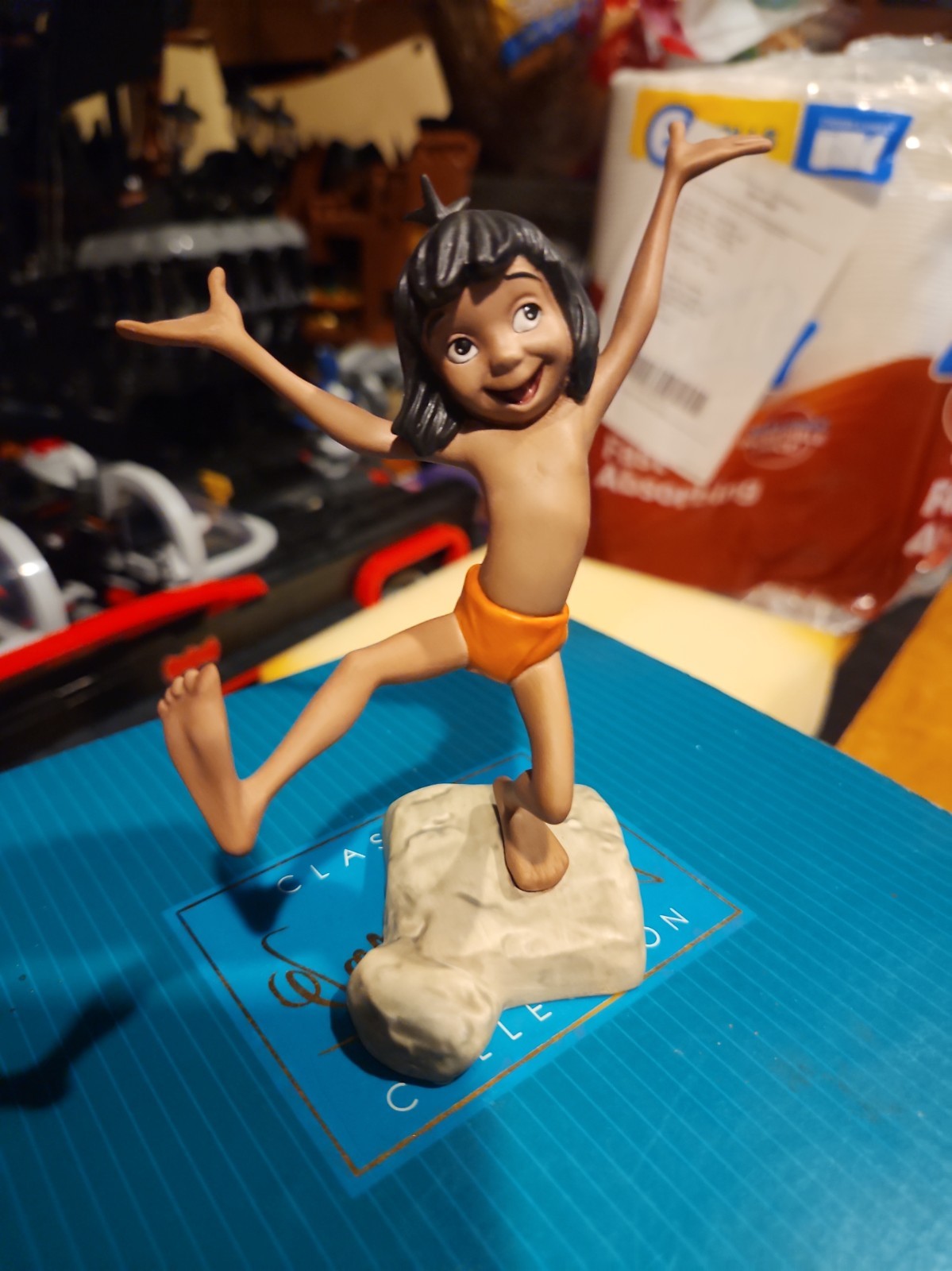 WDCC Jungle Book 30th Anniversary Mowgli Figurine 4