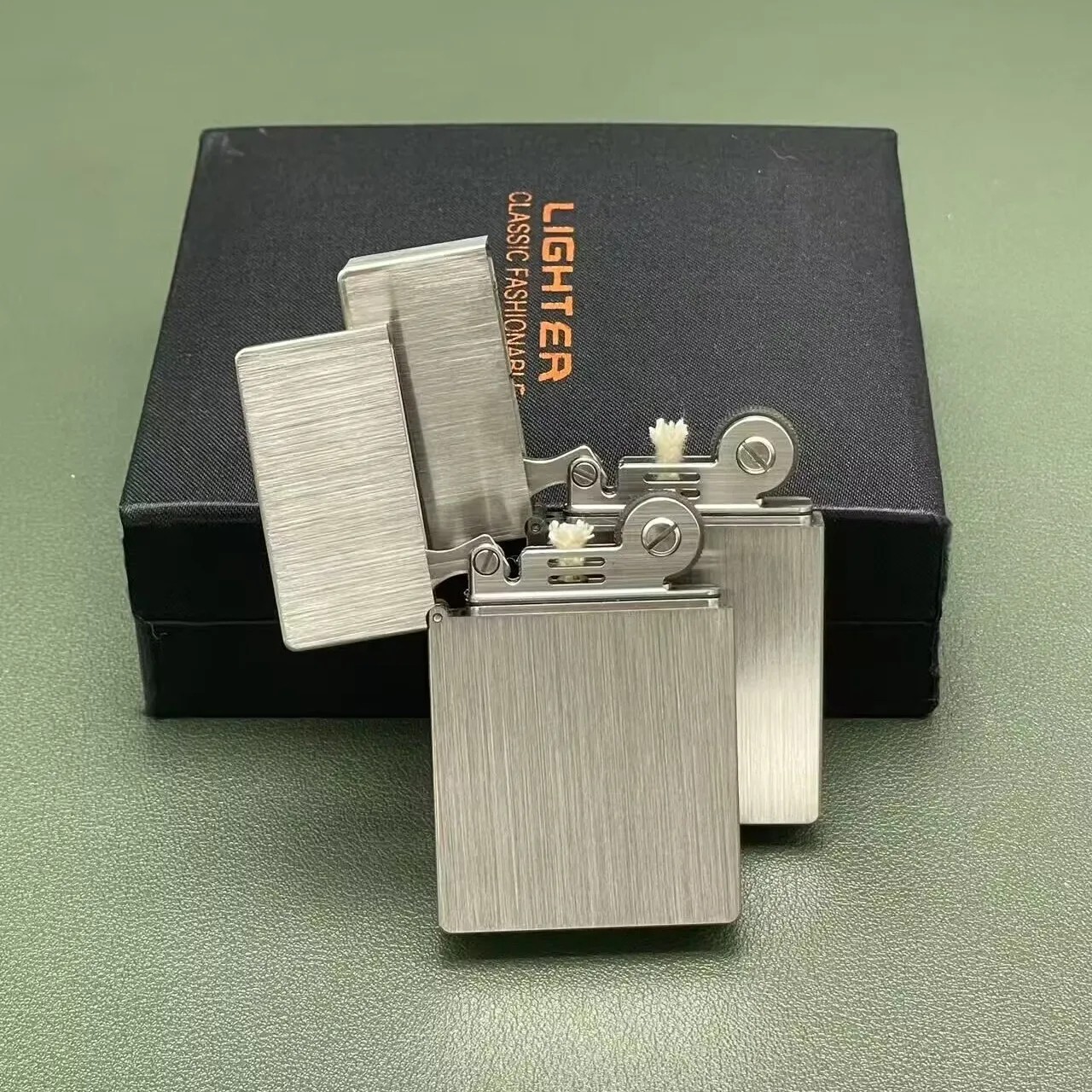 Titanium Alloy Ultra-Thin Brushed Windproof Lighter Armor Design Pocket Lighters