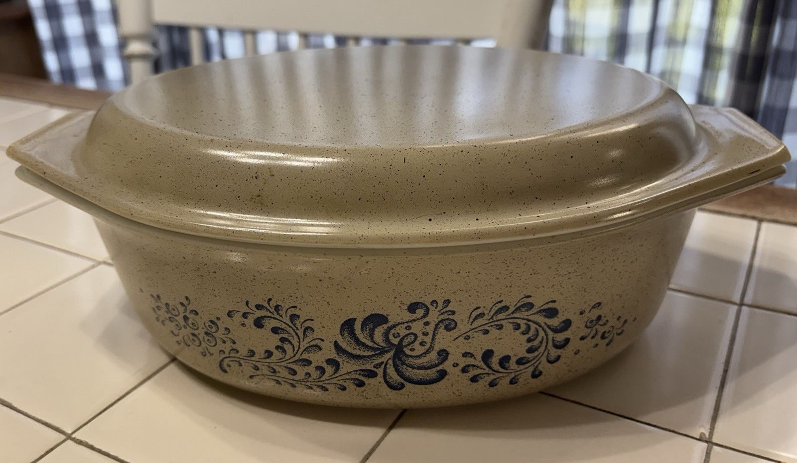 Pyrex VTG Mid Century 2 1/2 Qt Tan Blue Casserole OvenWear Dish w/t Lid USA