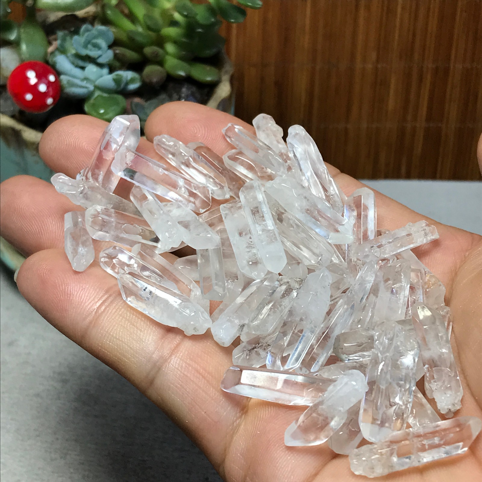 62Pcs Natural clear white quartz Crystal gemstone Specimen 81g A6910
