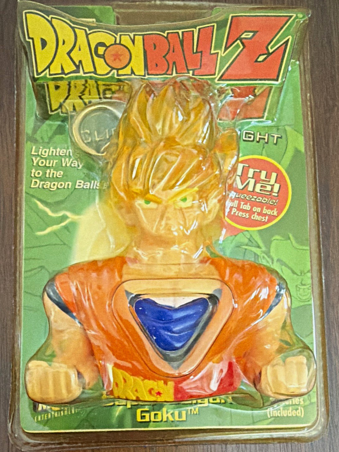 MGA Entertainment Dragon Ball Z Goku Clip-On Light-Up Plastic Keychain