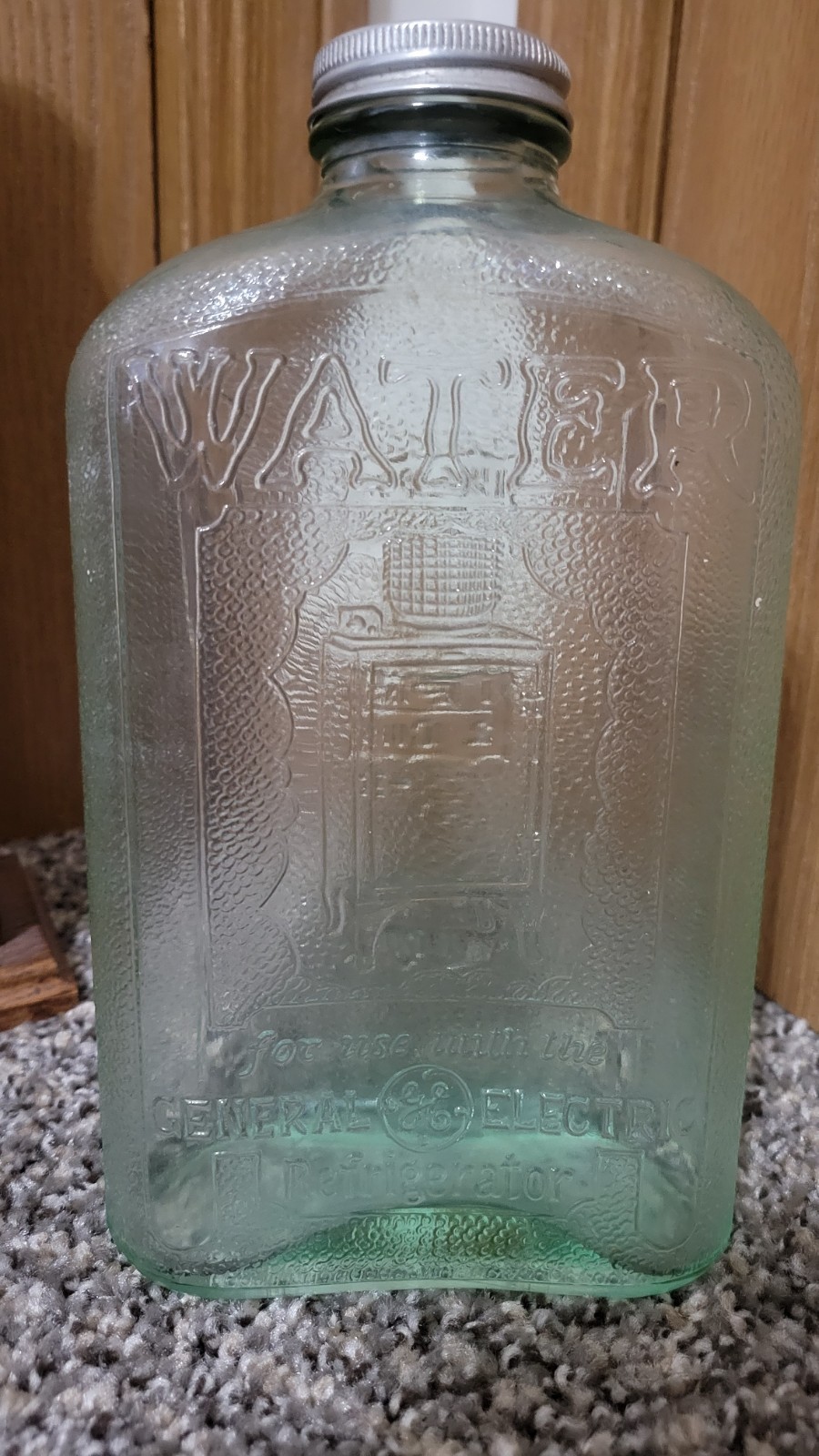 Rare Antique GE General Electric Refrigerator Hemingray #17 Glass Water Bottle  