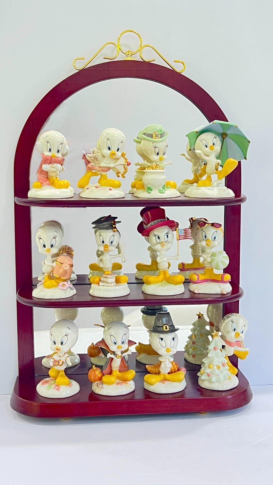 Lenox Looney Tunes 12 Months Tweety Complete 12-Piece Set w/Mirrored Step Shelf
