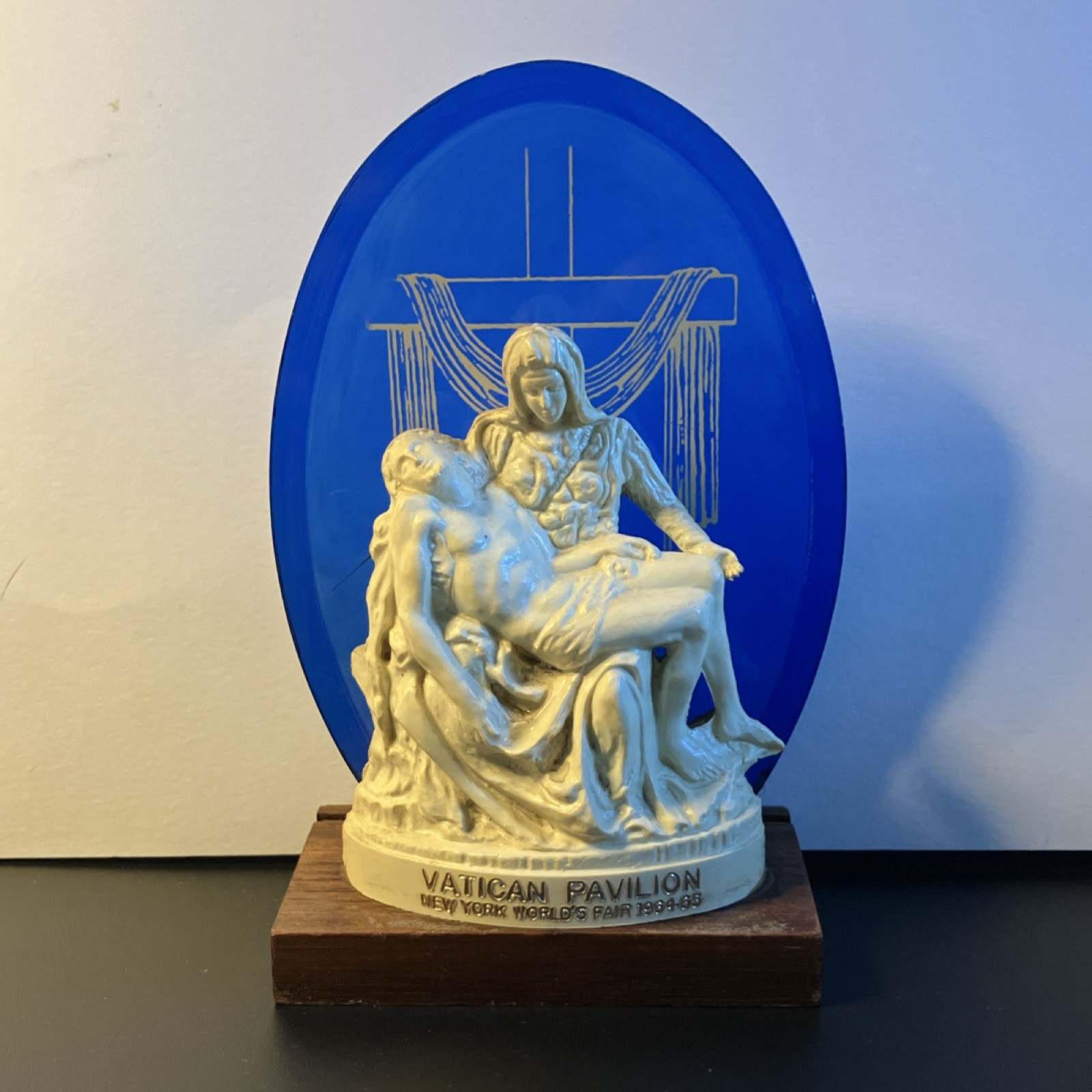 Vatican Pavilion Pieta Statue Jesus Mary 1964-65 NY World\'s Fair Wood Plastic