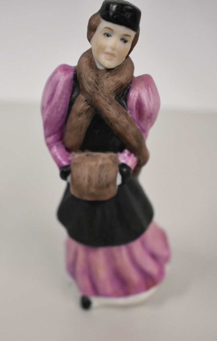 Vintage Hummel Goebel Figurine Helena West Germany 16-354 5”Tall