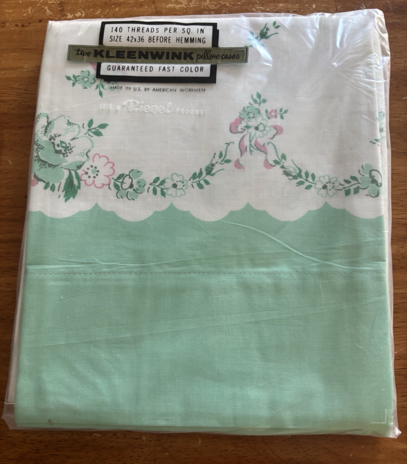 Riegel Kleenwink VTG Pillow Cases 2 NOS Midcentury Mint Floral 42x36 Cottage
