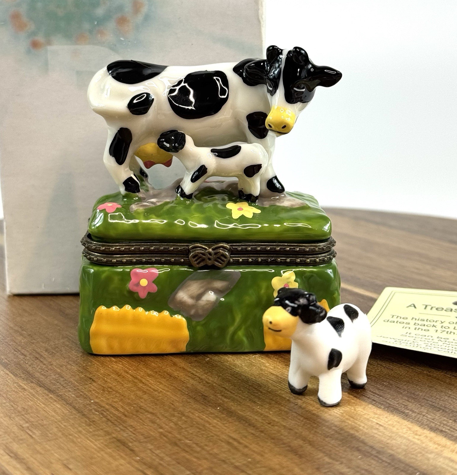 Porcelain Hinged Trinket Box Cow Nursing Calf