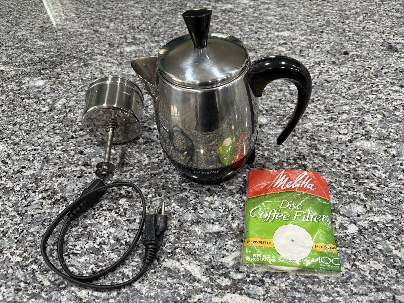 Farberware 2-4 Cup Coffee Percolator Chrome FCP240A Complete / Tested Stainless Farberware 2-4 Cup Coffee Percolator Chrome FCP240A Complete / Tested Stainless