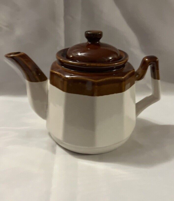 Vintage 1970’s Mount Clemens Pottery Teapot Brown And White W Lid