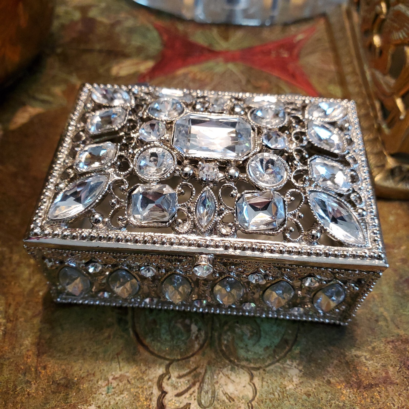Christian Siriano Bejeweled Rhinestone Box Silvertone Crystal Rhinestones Magnet