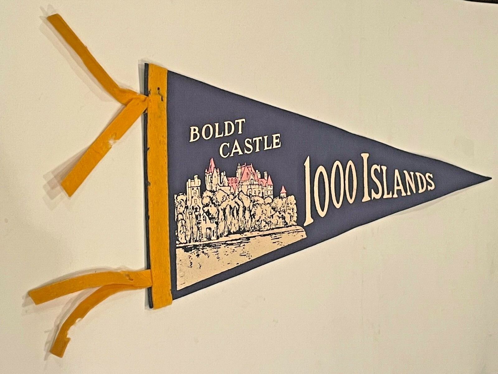 Vintage Boldt Castle 1000 Lakes Medium Felt Pennant