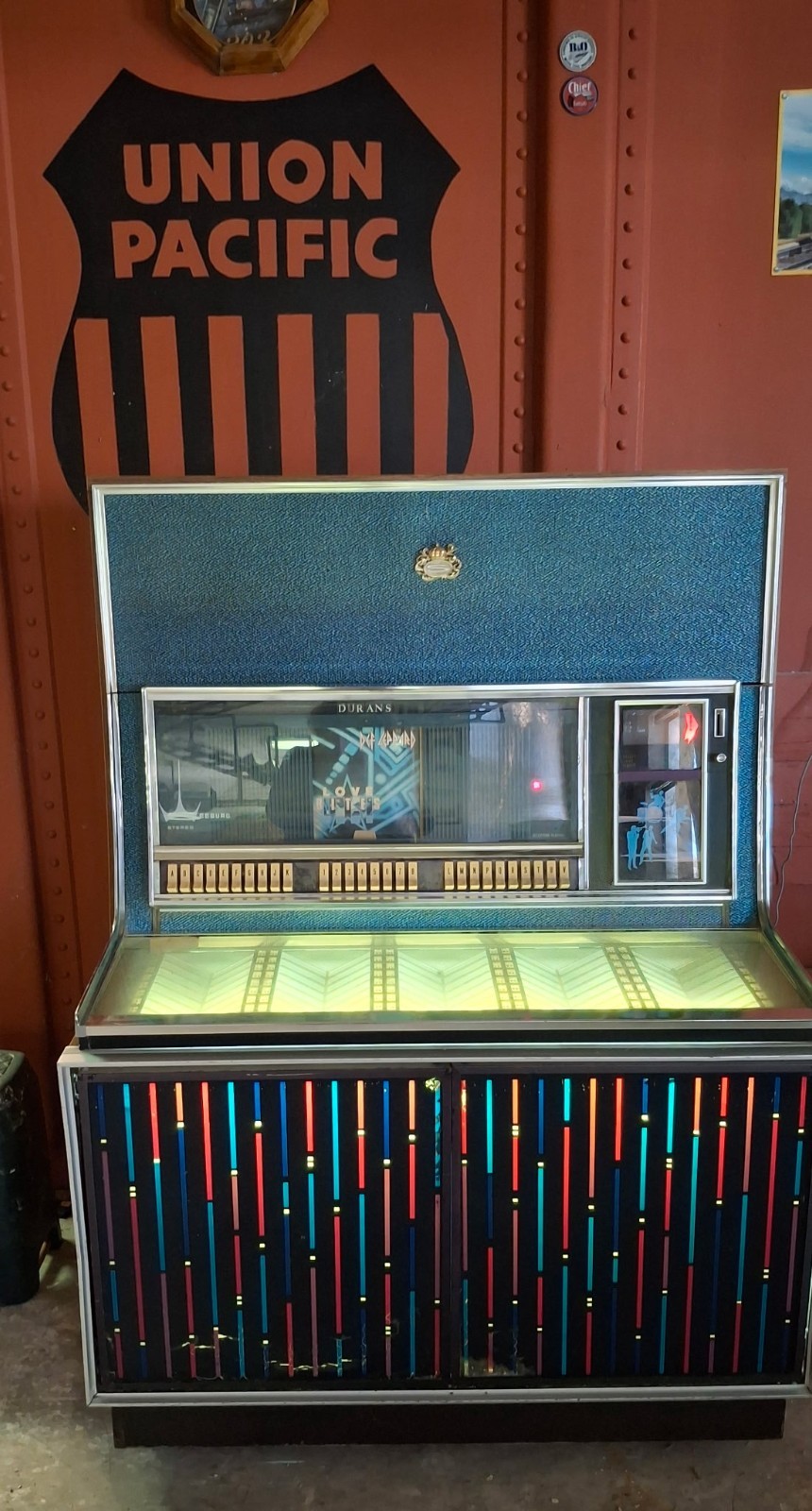 VINTAGE SEEBURG LS1 STEREO PHONOGRAPH JUKEBOX - 160 SELECTIONS