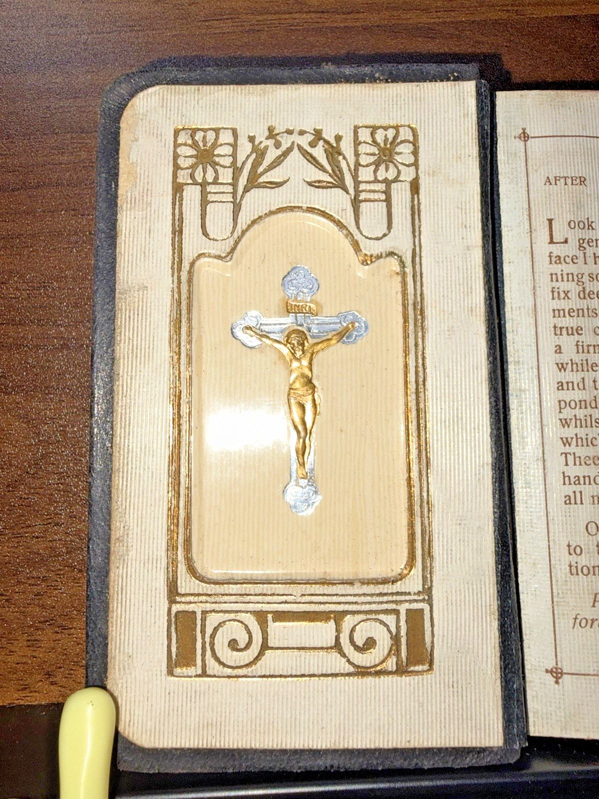 Antique Key of Heaven Catholic Prayer Book Benziger Brothers Crucifix Insert