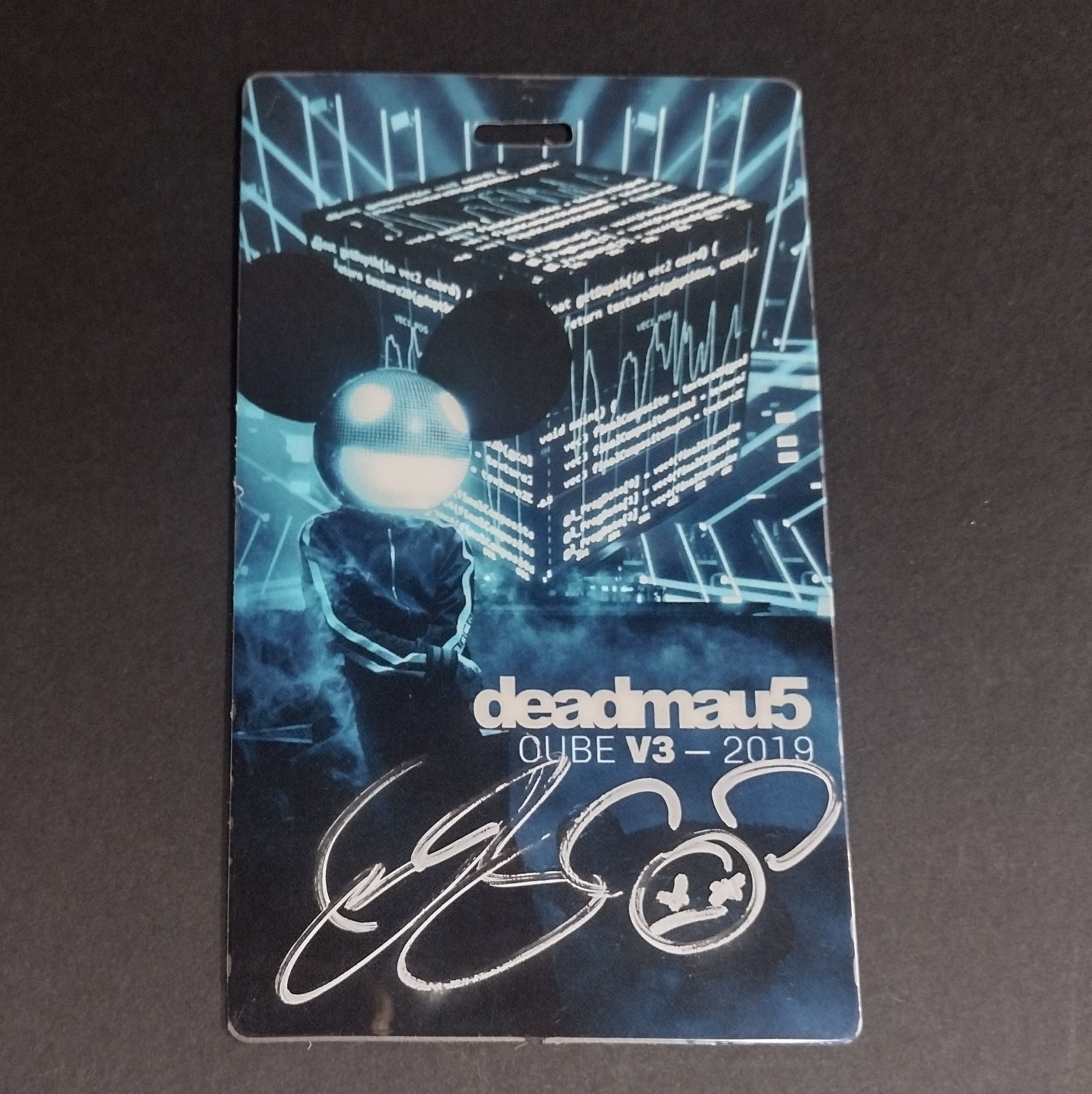 Deadmau5 Cube V3 2019 Tour Badge 3x4.5 Autographed by Joel Zimmerman COA SWAU