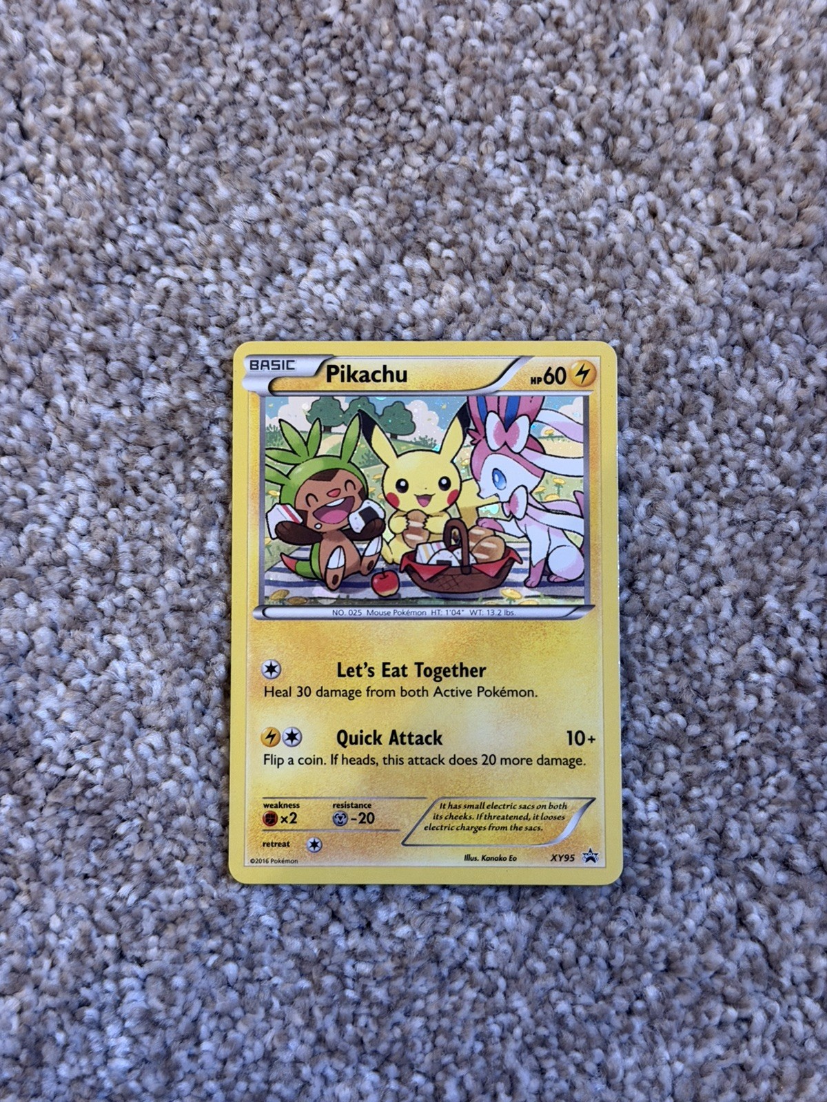 Pokemon Pikachu XY95 Holo Promo Near Mint 2016 XY Black Star Promo