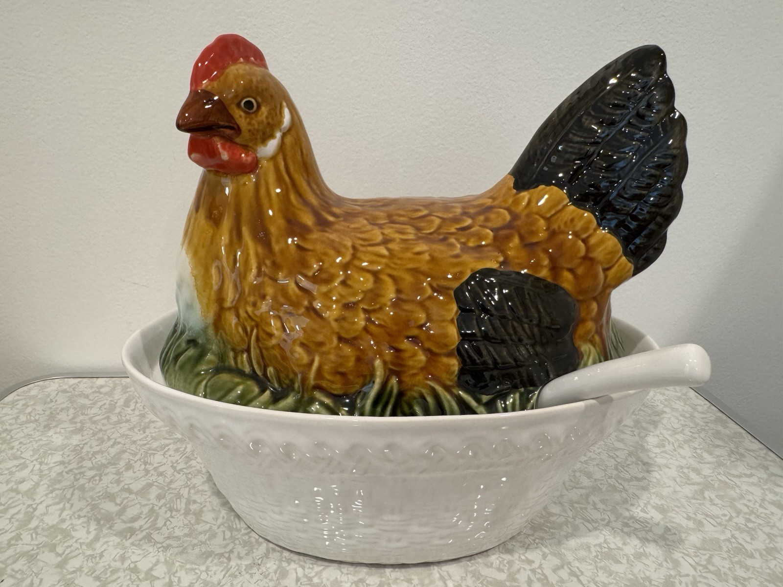 Hen on Nest Large Soup Tureen Olfair Portugal Majorica - PERFECT