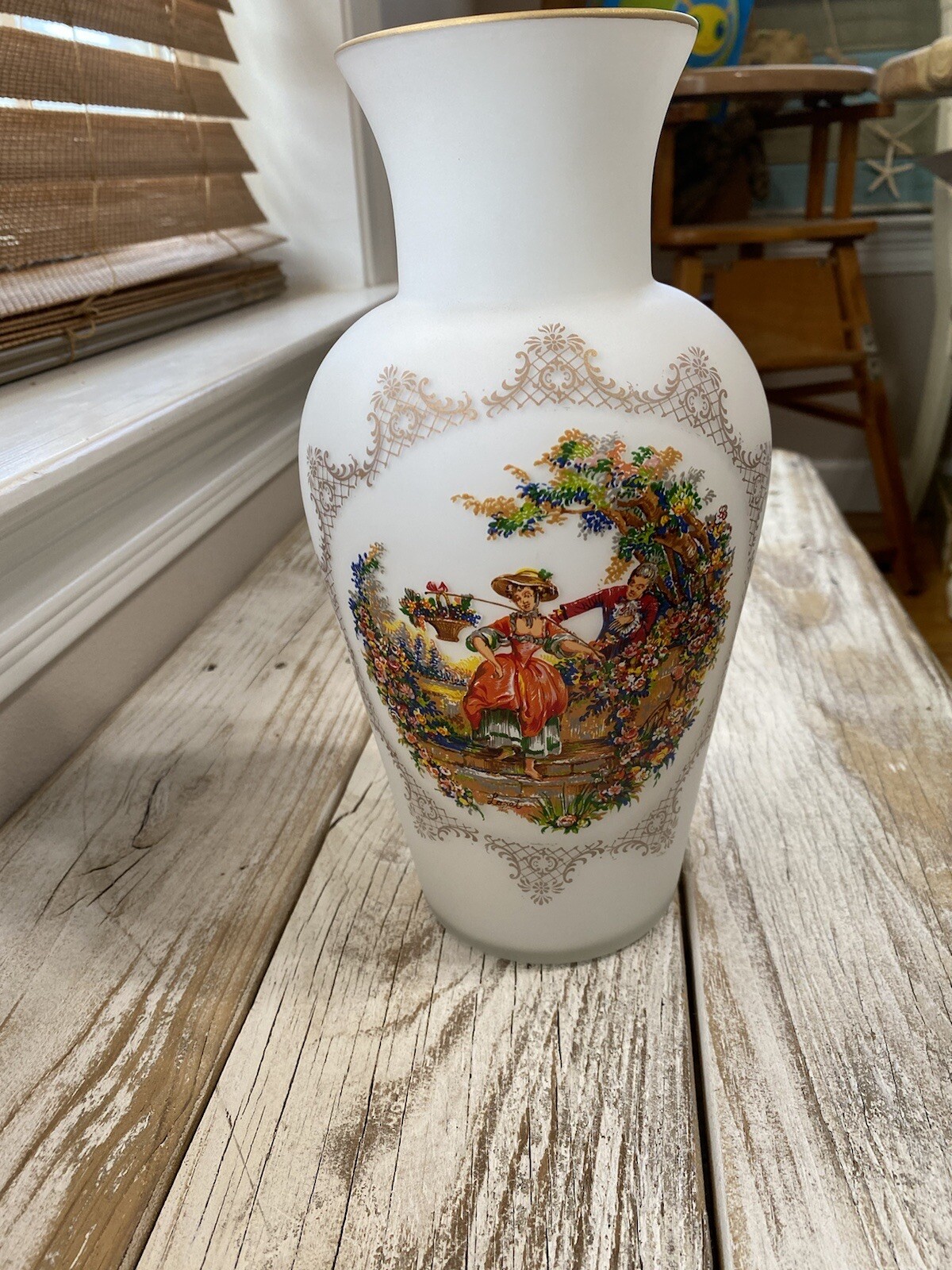 Vintage Beautiful Frosted White Finish NORLEANS Vase ITALY 11