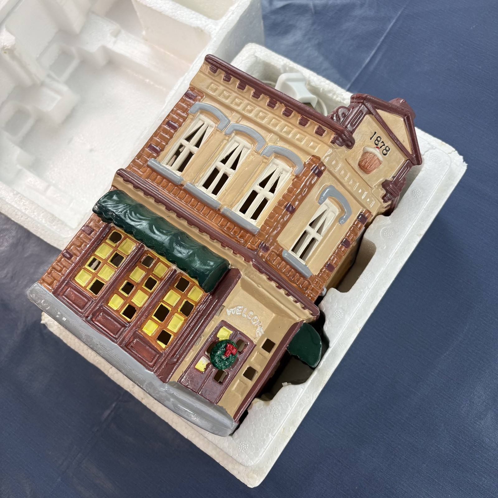 Department 56 Original Snow Village Bakery Christmas Lighted Porcelain