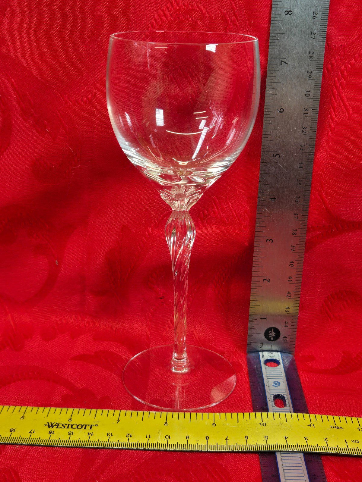 Lenox Aria Wine Glass Goblet Hand Finished Elegant Twisted Stem 7 3/4\