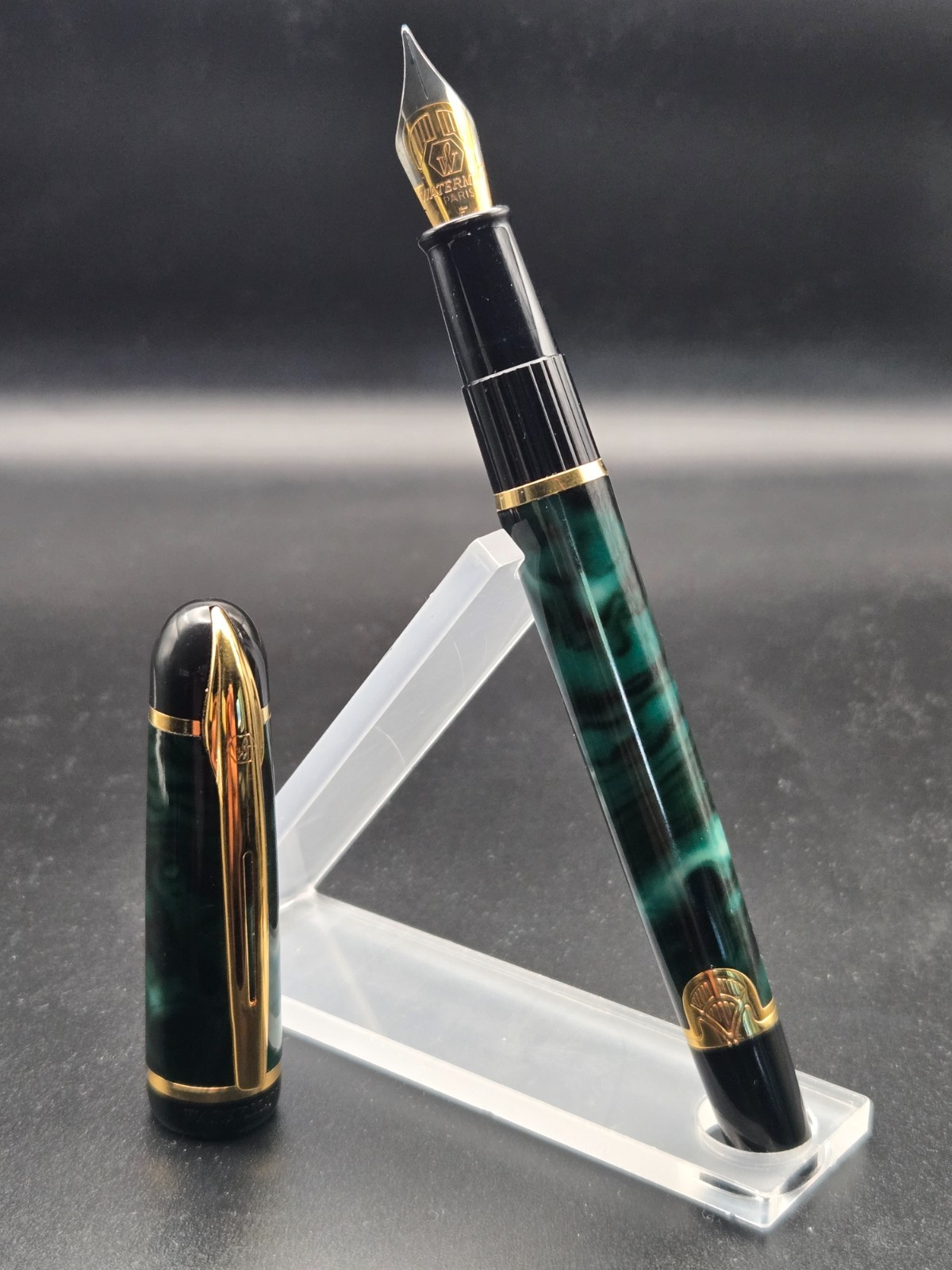 Waterman Phileas Green Marble Fountain Pen – Fine Nib – Discontinued