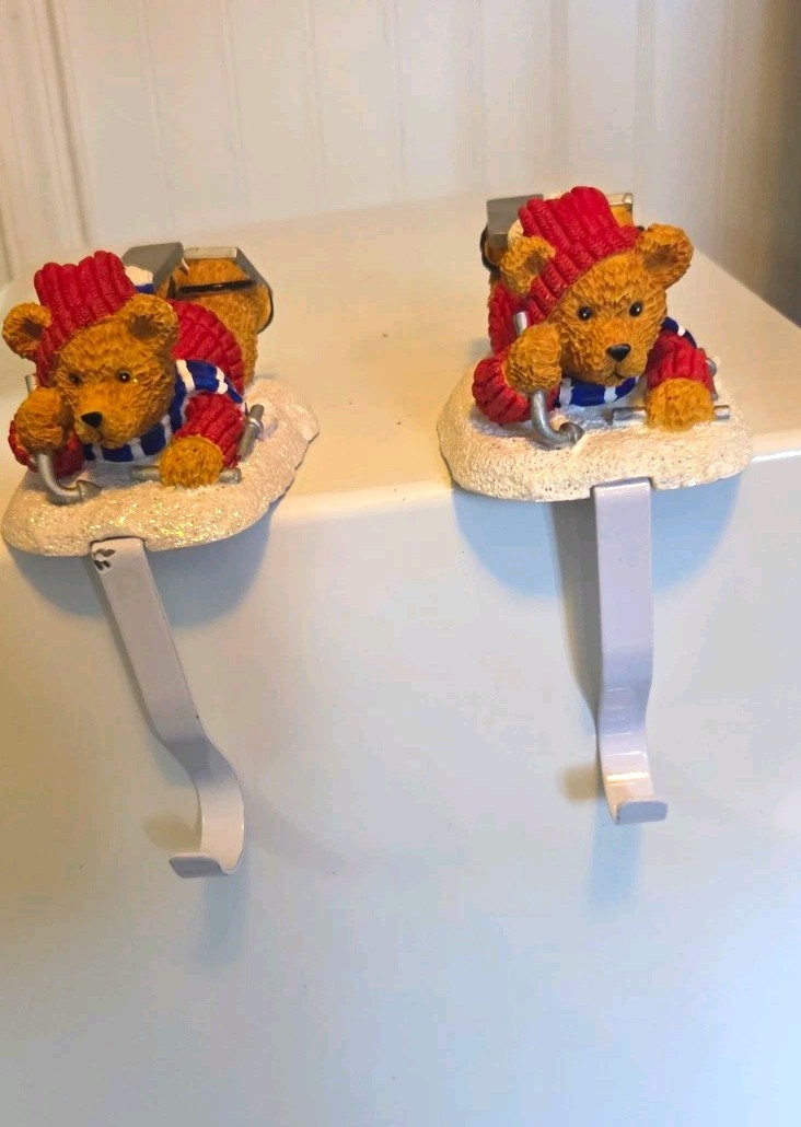 Vintage 1998 Santa\'s Best Cubby Bears Stocking Holders Sledding Set of 2