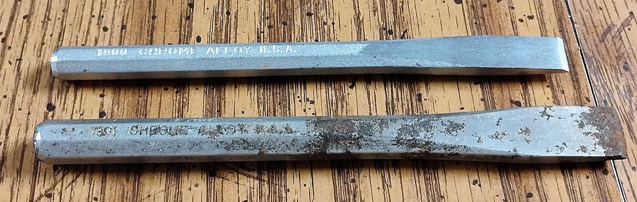 Pair of Vintage Indestro Cold Chisels 1900 (New, Unused) & 1901 (Used) READ Pair of Vintage Indestro Cold Chisels 1900 (New, Unused) & 1901 (Used) READ