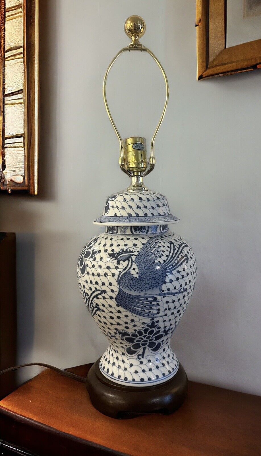 Chinese oriental porcelain lamp blue & white Chinese Floral Birds Ginger Jar Urn