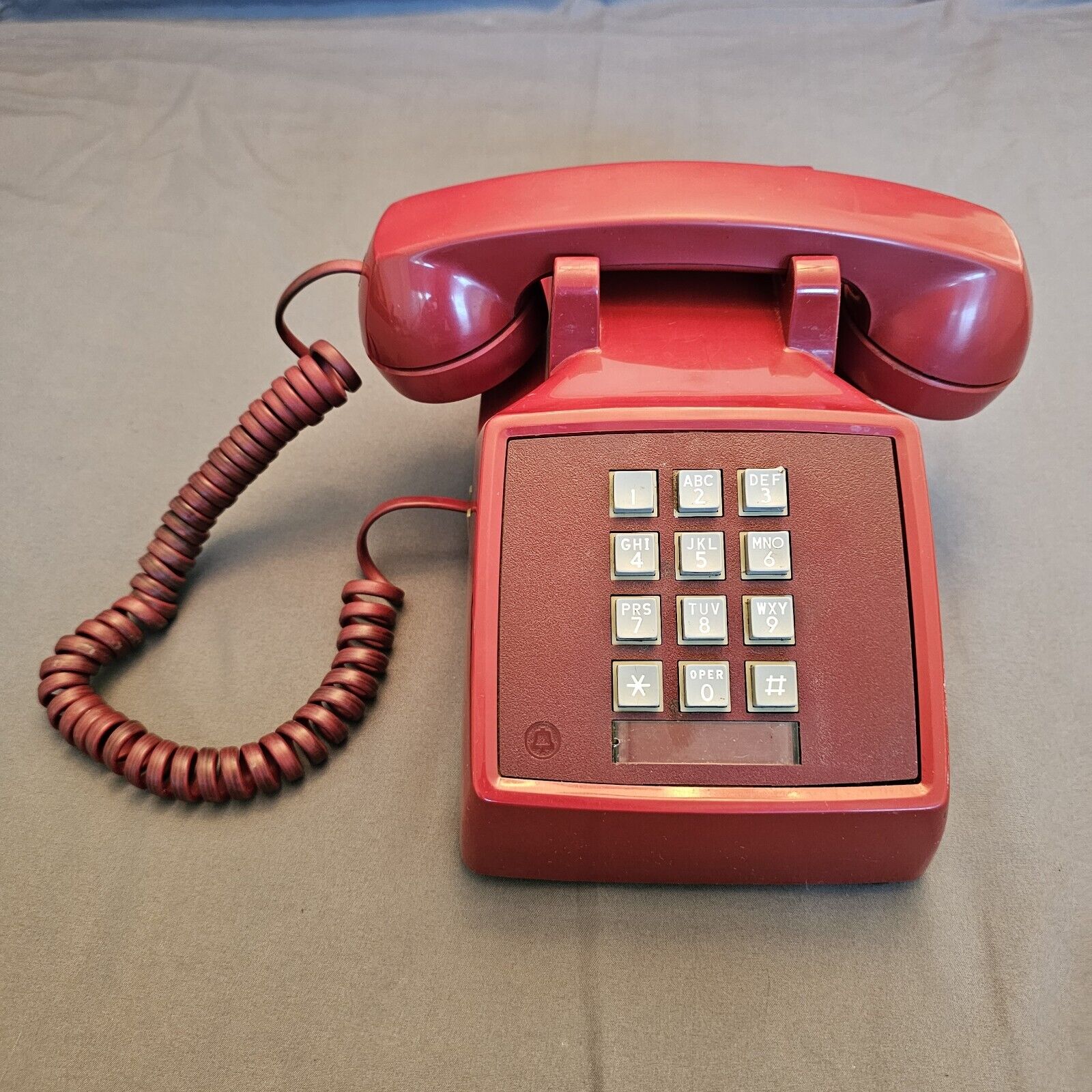 Vintage AT&T Western Electric Bell Retro RED 2500DM Touchtone Desk Phone