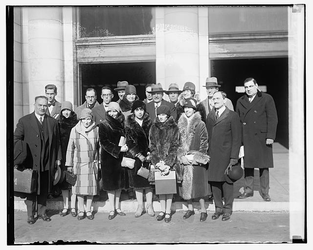 Photo:Argentina educators group portrait 1929 winter coats building steps