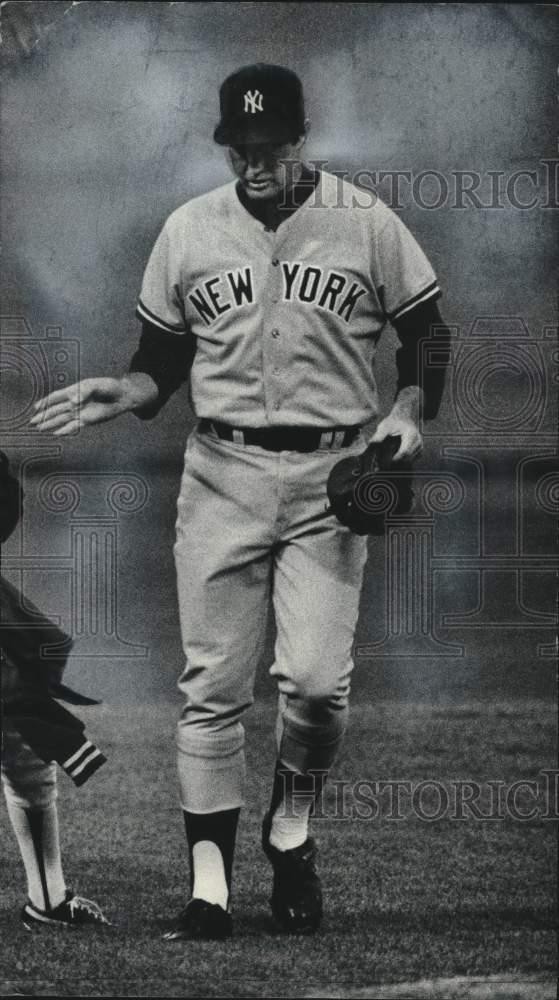 1979 Press Photo Tommy John of the New York Yankees baseball team - mjx72411 1979 Press Photo Tommy John of the New York Yankees baseball team - mjx72411