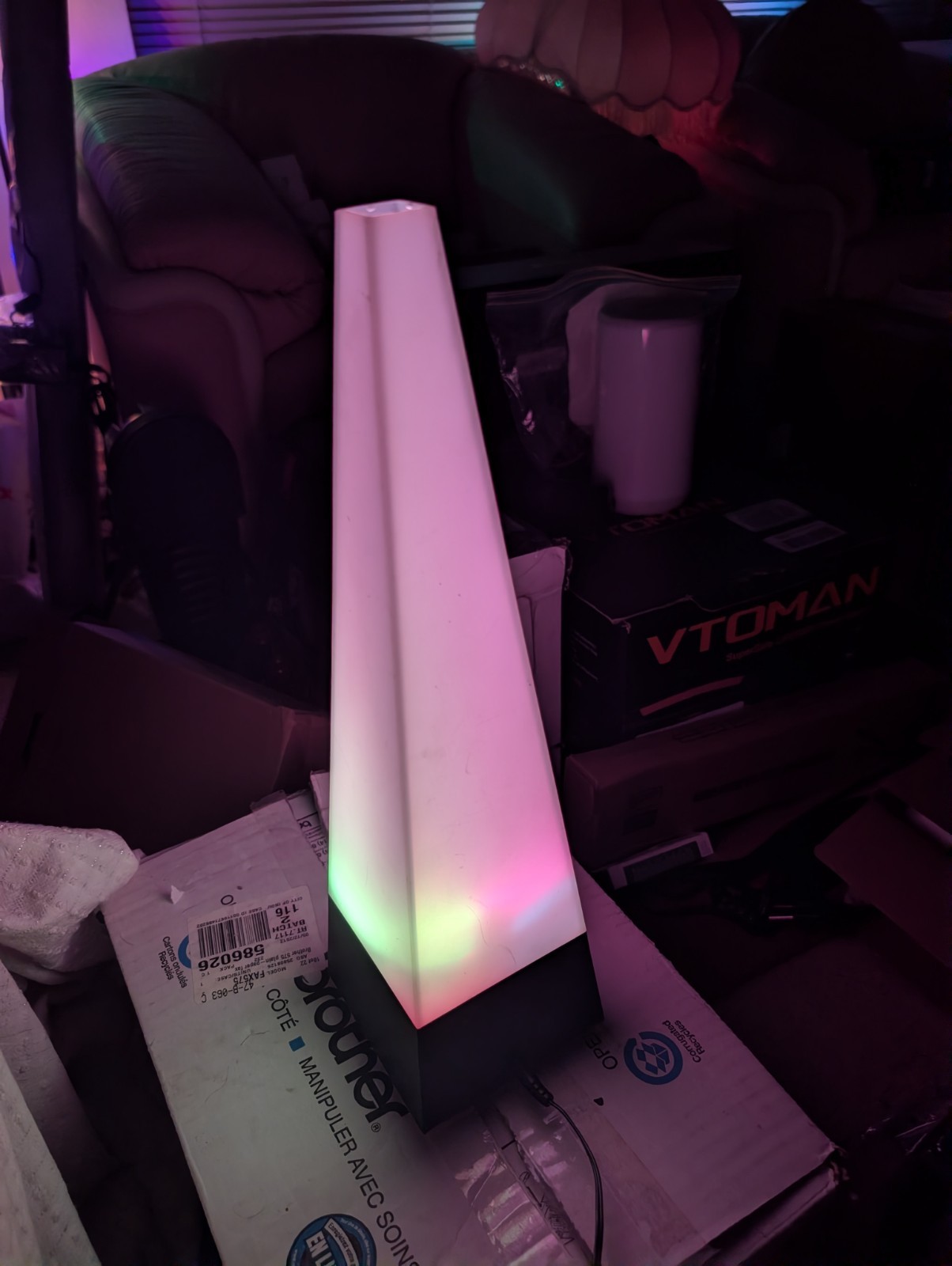 Vintage Rare Kenart Retro Color Changing Pyramid Lamp 17\
