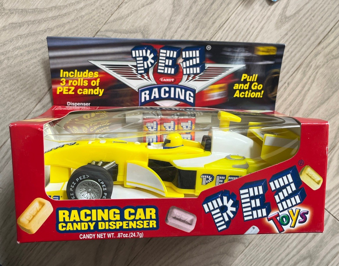 Pez YELLOW Racing Car Pull & Go Candy Dispenser 2003 Formula 1 NIB *sealed Pez YELLOW Racing Car Pull & Go Candy Dispenser 2003 Formula 1 NIB *sealed