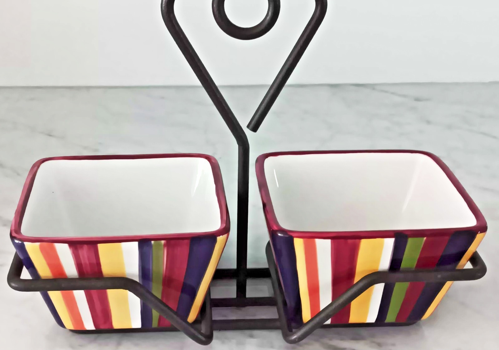 Pampered Chef Simple Additions Striped Square - Set of 2 with iron tray carrier