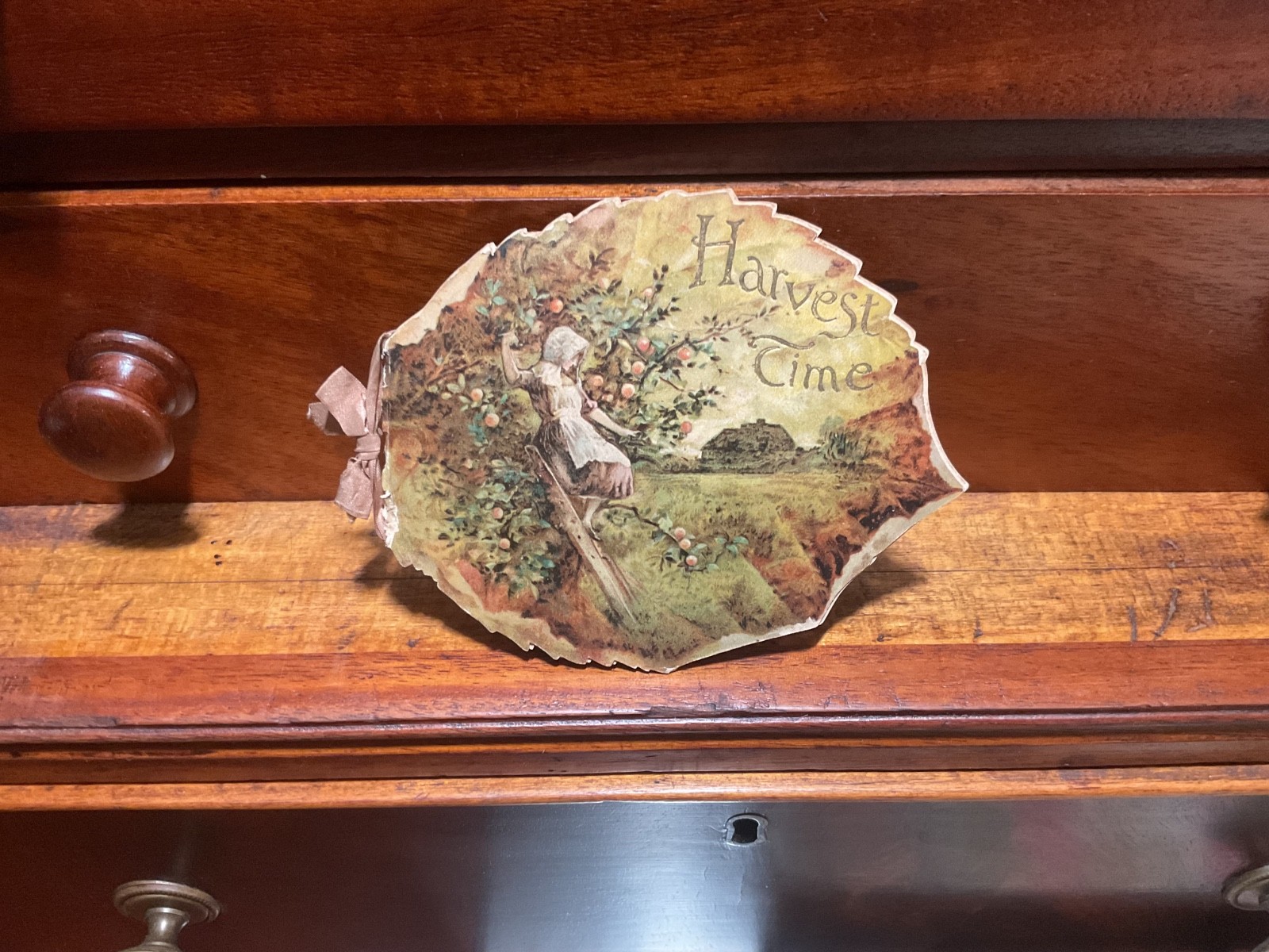 Antique VICTORIAN  harvest time booklet