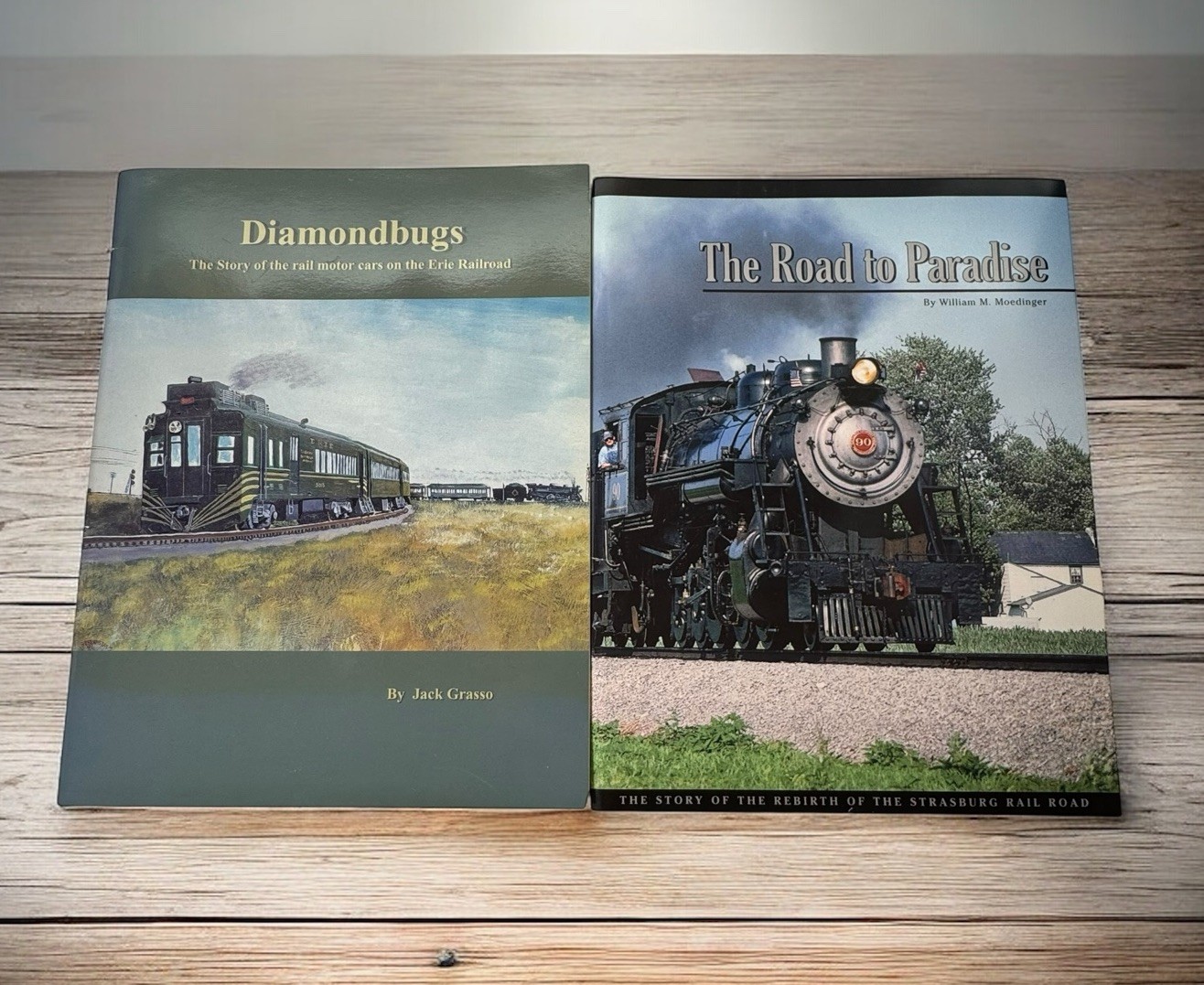 DIAMONDBUGS THE STORY OF RAIL MOTOR CARS ON THE ERIE RAILROAD BY JACK GRASSO